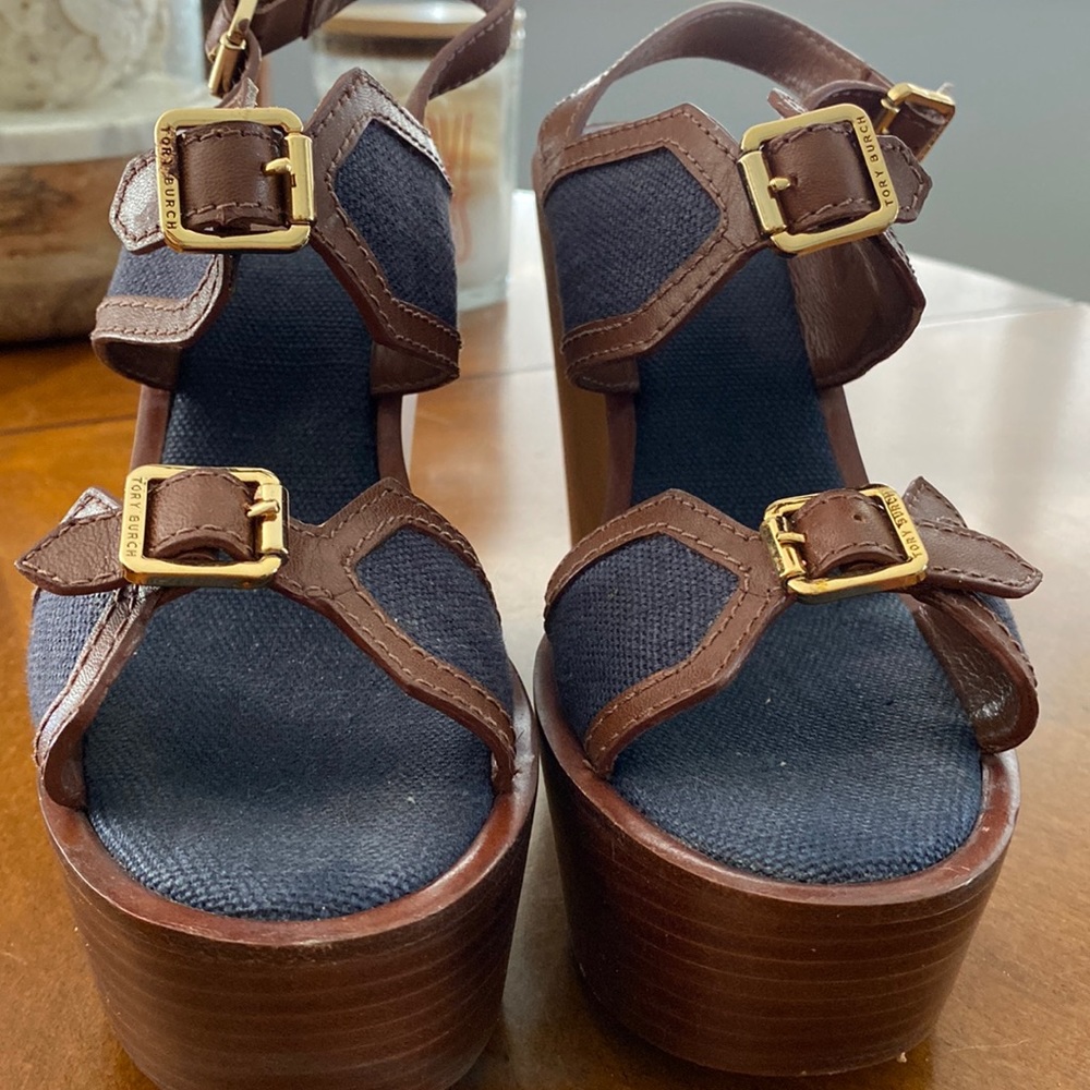 Woman’s wedge